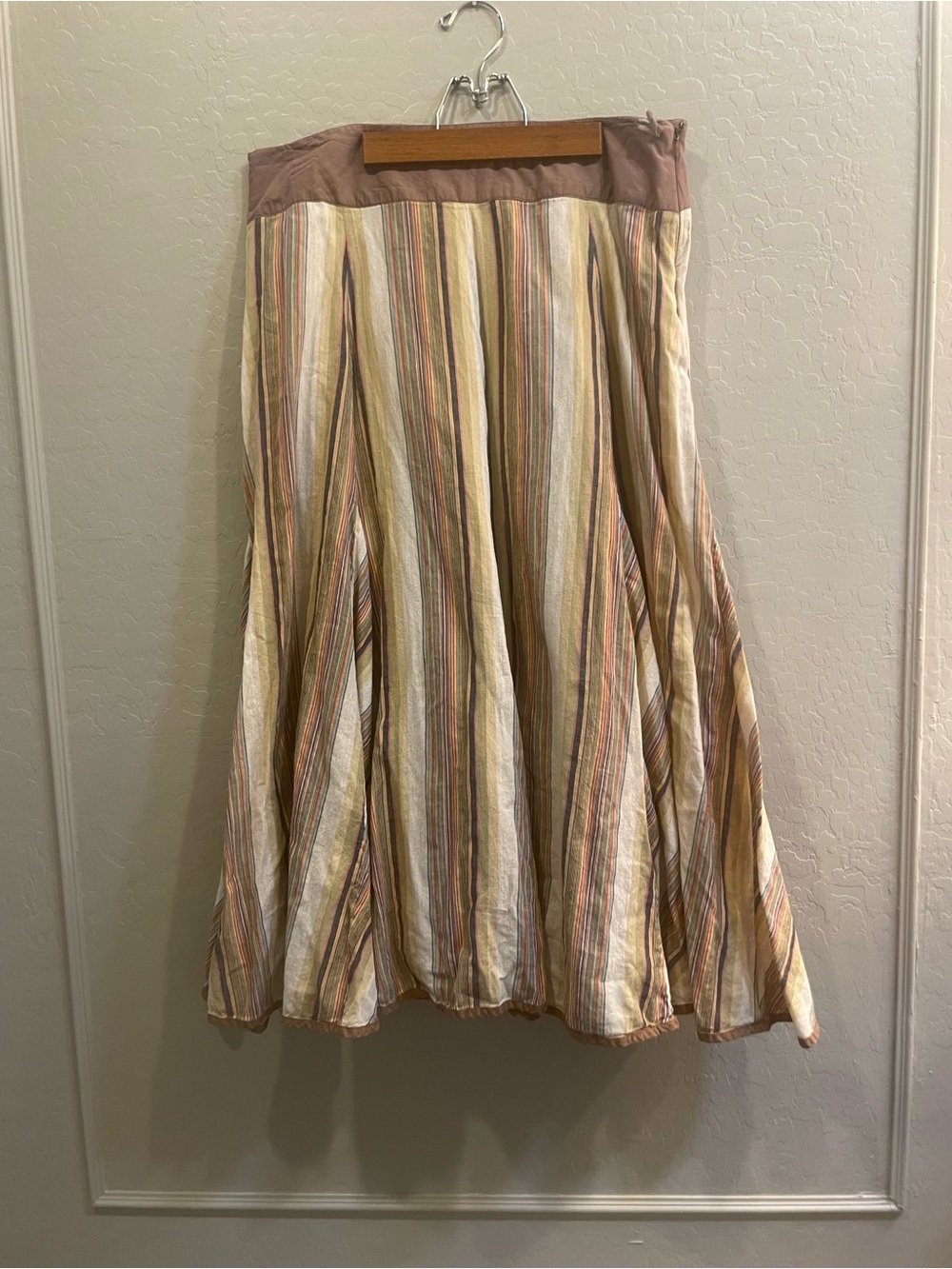 Striped A-Line Maxi Skirt in Beige and Brown 100% cotton